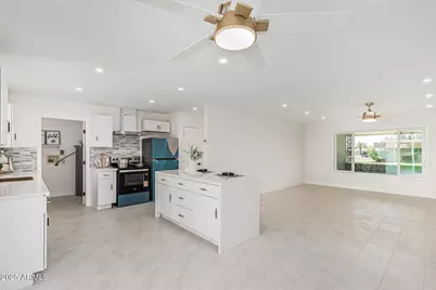 15401 N Cameo Drive, Sun City, AZ 85351 - Photo 17