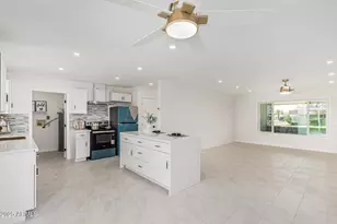 15401 N Cameo Dr, Sun City, AZ 85351 - Photo 17