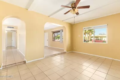 18240 N 34th Drive, Phoenix, AZ 85053 - Photo 7