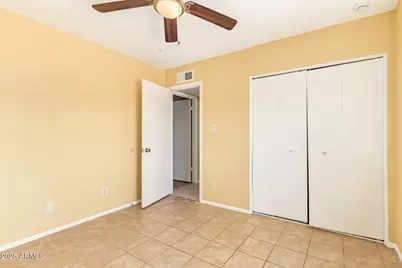 18240 N 34th Drive, Phoenix, AZ 85053 - Photo 21