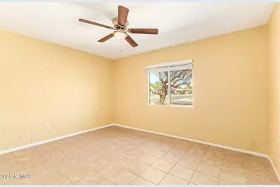 18240 N 34th Drive, Phoenix, AZ 85053 - Photo 17