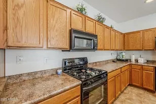 10233 W Cordes Rd, Tolleson, AZ 85353 - Photo 17