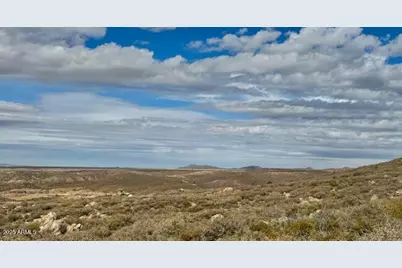 352 S Dewey Overlook Way #-, Dewey, AZ 86327 - Photo 11