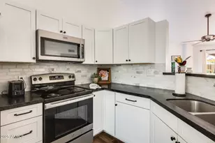 24009 N 39th Ln, Glendale, AZ 85310 - Photo 5