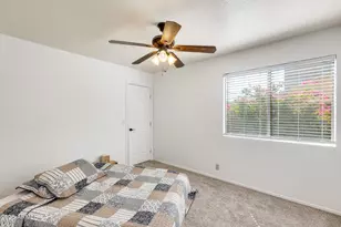 24009 N 39th Ln, Glendale, AZ 85310 - Photo 11