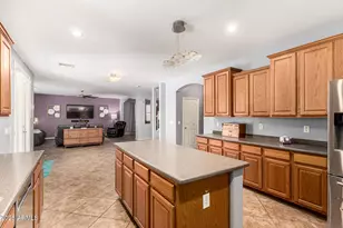 12211 W Villa Hermosa Ln, Sun City, AZ 85373 - Photo 11