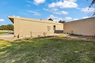 1734 S 177th Ave, Goodyear, AZ 85338 - Photo 37