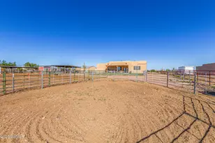 37416 N 240th Dr, Morristown, AZ 85342 - Photo 55