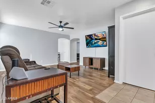 11216 W Sells Dr, Phoenix, AZ 85037 - Photo 7