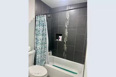 3837 W Acapulco Lane, Phoenix, AZ 85053 - Photo 17