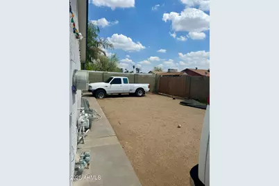 3837 W Acapulco Lane, Phoenix, AZ 85053 - Photo 29