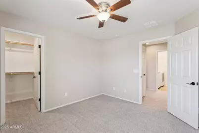 3317 W Gran Paradiso Drive, Phoenix, AZ 85086 - Photo 35