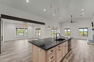 3860 Pura Vida Trl, Wickenburg, AZ 85390 - Photo 33