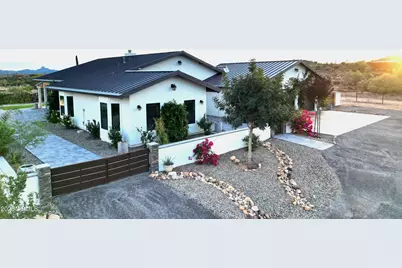 3860 Pura Vida Trail, Wickenburg, AZ 85390 - Photo 1