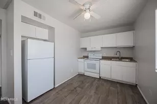 622 N 30th Pl, Phoenix, AZ 85008 - Photo 7