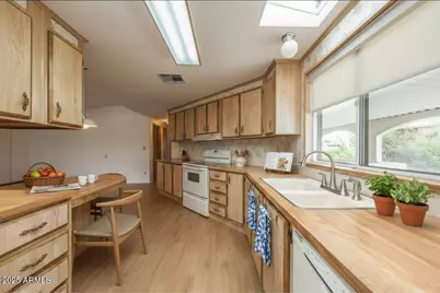 9015 E Citrus Lane S, Sun Lakes, AZ 85248 - Photo 17