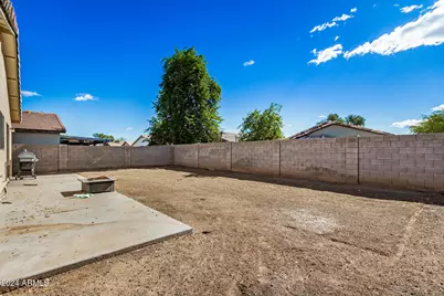 8757 W Griswold Road, Peoria, AZ 85345 - Photo 19