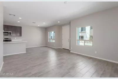 733 E Commonwealth Avenue #29, Chandler, AZ 85225 - Photo 9