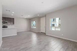 733 E Commonwealth Ave, Chandler, AZ 85225 - Photo 9