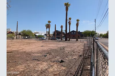 902 N 8th Street #15, Phoenix, AZ 85006 - Photo 3