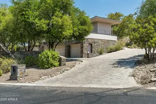 7451 N Las Brisas Ln, Paradise Valley, AZ 85253 - Photo 65