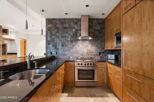 7451 N Las Brisas Ln, Paradise Valley, AZ 85253 - Photo 63