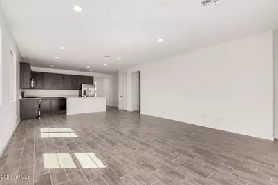 12360 W Parkway Lane, Avondale, AZ 85323 - Photo 5