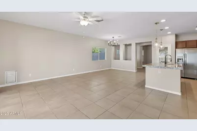 42247 N Tulip Tree Street, San Tan Valley, AZ 85140 - Photo 15