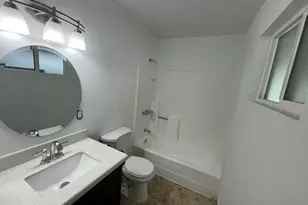 2951 W Holly St, Phoenix, AZ 85009 - Photo 17