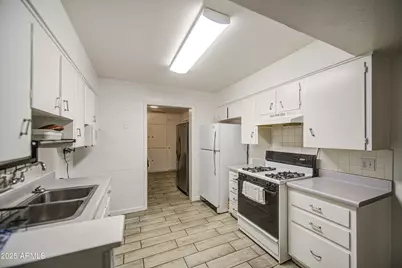 4727 N 50th Drive, Phoenix, AZ 85031 - Photo 17