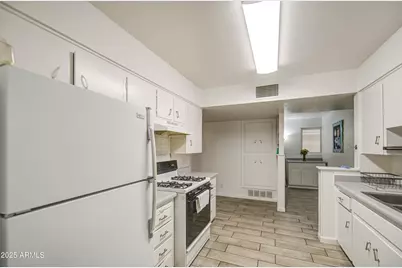4727 N 50th Drive, Phoenix, AZ 85031 - Photo 15