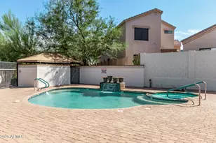 2950 W Louise Dr, Phoenix, AZ 85027 - Photo 25