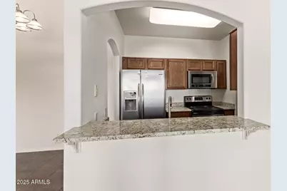 2950 W Louise Drive #204, Phoenix, AZ 85027 - Photo 9