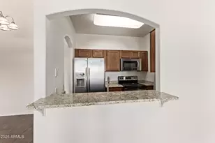 2950 W Louise Dr, Phoenix, AZ 85027 - Photo 9