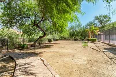 2950 W Louise Drive #204, Phoenix, AZ 85027 - Photo 23