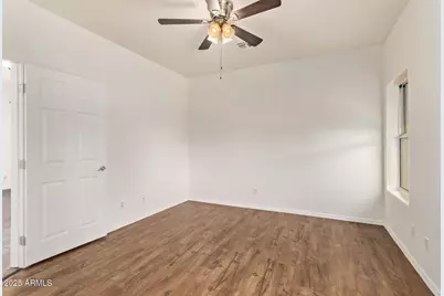 2950 W Louise Drive #204, Phoenix, AZ 85027 - Photo 17