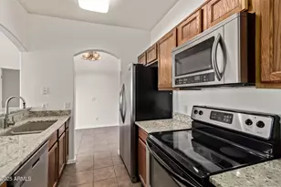 2950 W Louise Dr, Phoenix, AZ 85027 - Photo 11