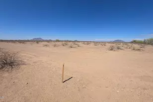 426Xx W Montebello Ave, Tonopah, AZ 85354 - Photo 1