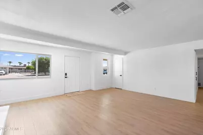 11220 N 109th Avenue, Sun City, AZ 85351 - Photo 15