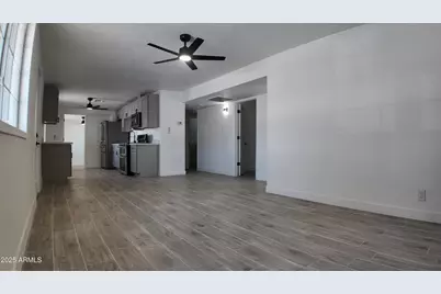 1340 N 38th Drive, Phoenix, AZ 85009 - Photo 7