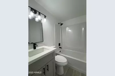 1340 N 38th Drive, Phoenix, AZ 85009 - Photo 19