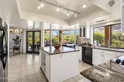 4737 E Valley Vista Lane, Paradise Valley, AZ 85253 - Photo 15