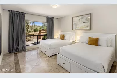 4737 E Valley Vista Lane, Paradise Valley, AZ 85253 - Photo 11