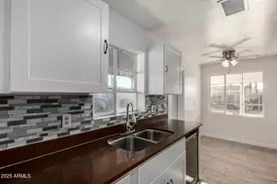 5632 N 38th Dr, Phoenix, AZ 85019 - Photo 11