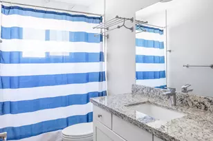 7702 E Verde Ln, Scottsdale, AZ 85251 - Photo 7