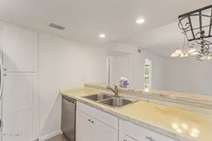 1351 N Pleasant Dr, Chandler, AZ 85225 - Photo 9