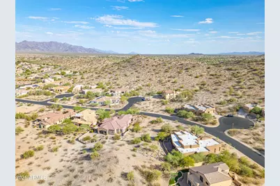 18292 W Santa Alberta Lane #26, Goodyear, AZ 85338 - Photo 13