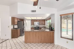 19202 N 32nd Dr, Phoenix, AZ 85027 - Photo 15