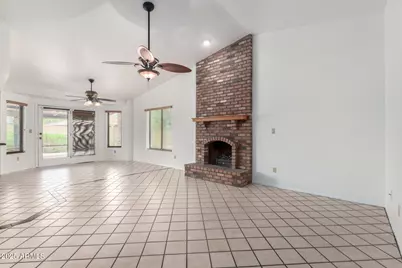 19202 N 32nd Drive, Phoenix, AZ 85027 - Photo 11