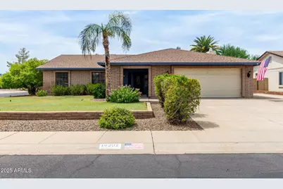 19202 N 32nd Drive, Phoenix, AZ 85027 - Photo 1